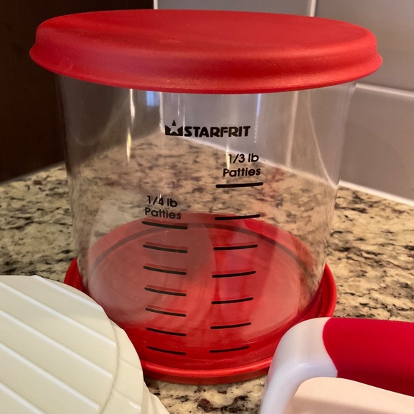 Starfrit Hamburger Patty Maker with 8 Discs and Airtight Lid - Picture 3 of 9